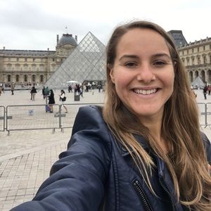 Meet your Posher, Silvia